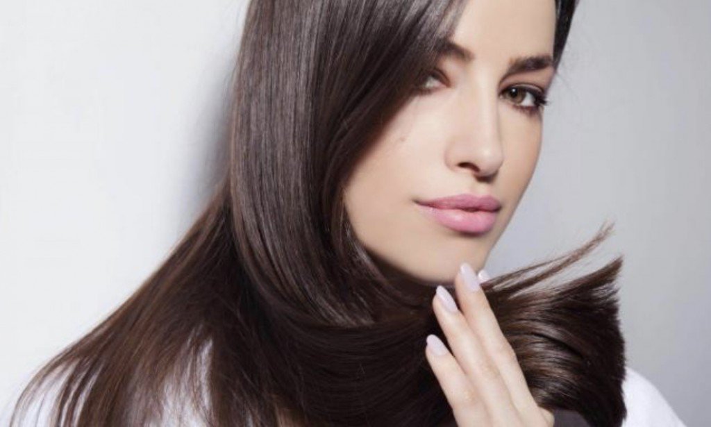 أفضل 9 أطعمة مفيدة للشعر