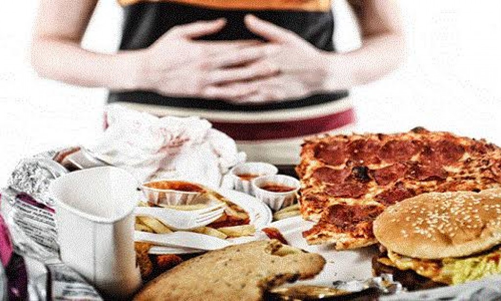 تناول الطعام وعلاقته بممارسة العادة السرية