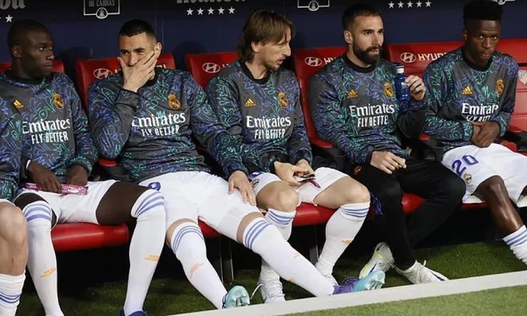 أتلتيكو مدريد ضد ريال مدريد الريال بالبدلاء