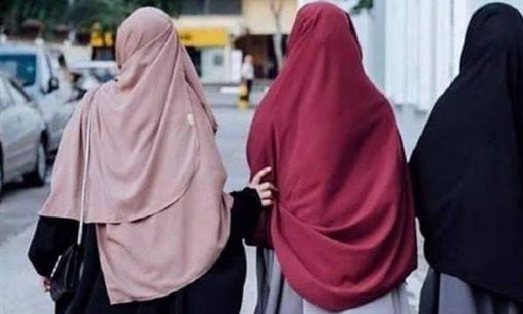 اناقة المرأة في حجابها الشرعي