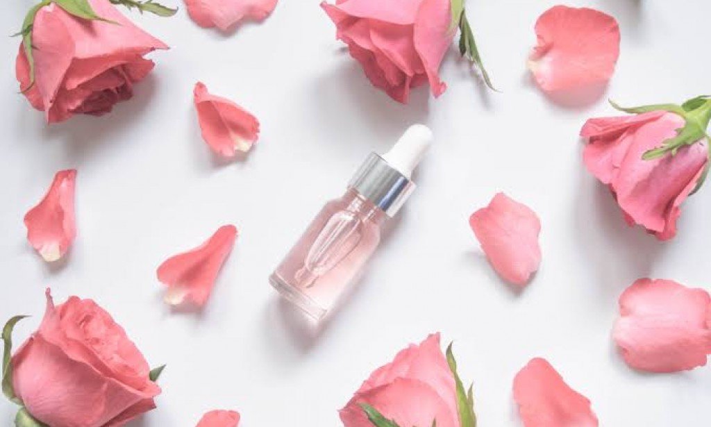 روتين العناية بالبشرة اليومي