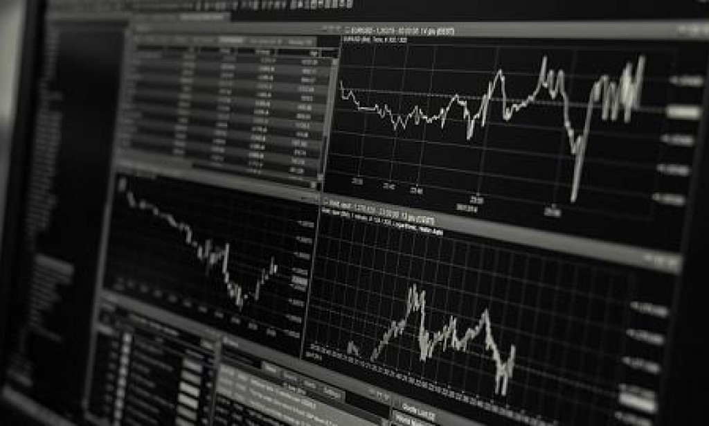 الفرق بين الاستثمار والتداول