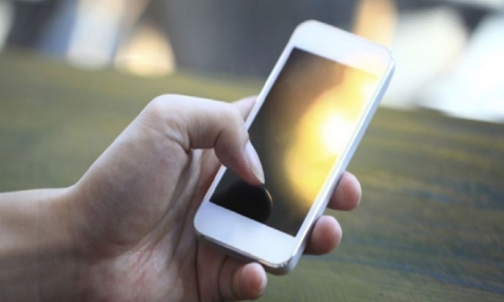 حل مشكلة وميض شاشة الهاتف