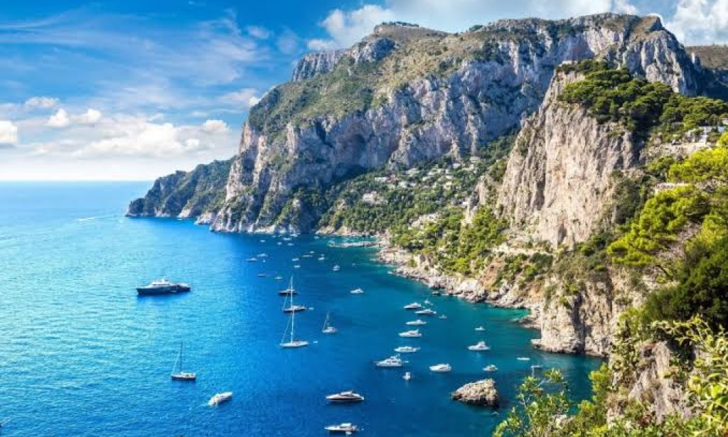 5 أماكن ساحرة في جزيرة كابري