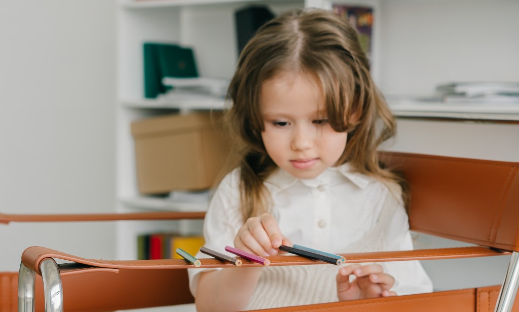 التوحد: الأعراض والأسباب والعلاج