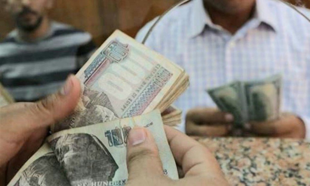 معلومات عن رواتب بداية شهر نوفمبر وزيادة المعاشات التقاعدية. احسب راتبك.