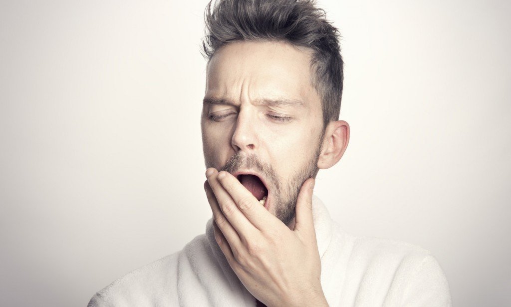 أسباب الإفراط في النوم طوال اليوم وعلاجه