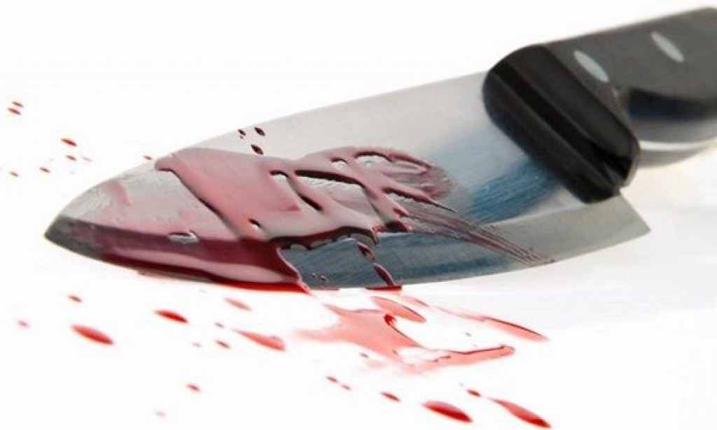 تفسير حلم الطعن بالسكين في البطن وخروج الدم