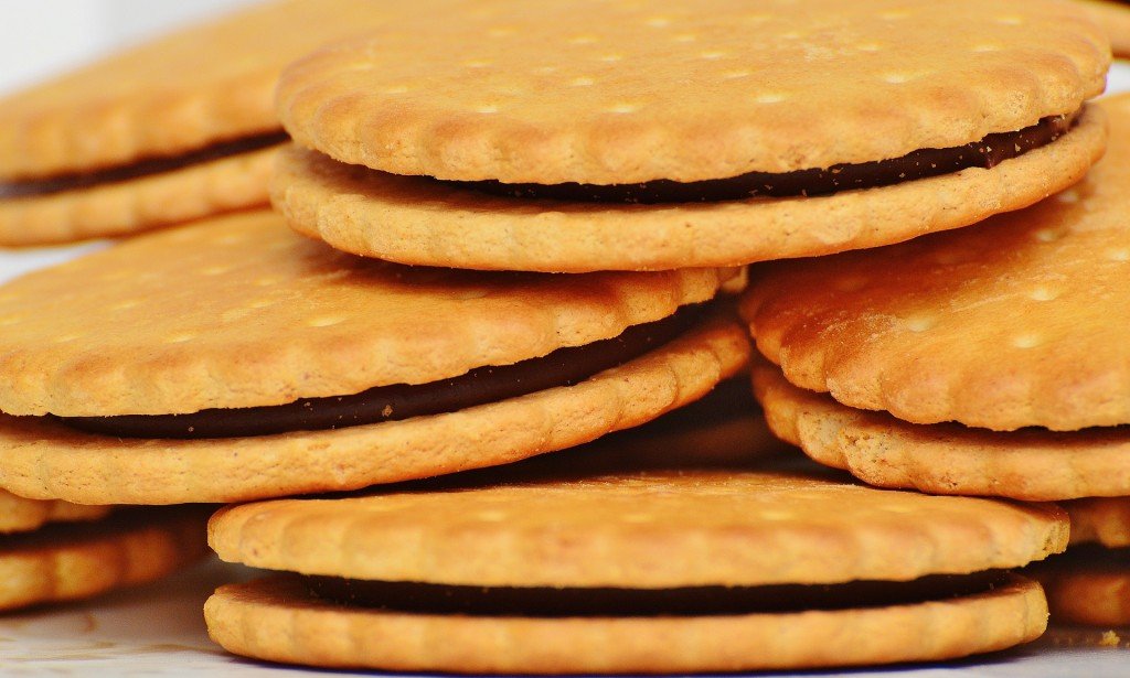 اصنعي بسكويت منزلي لذيذ في دقائق معدودة بهذه الوصفة السهلة!