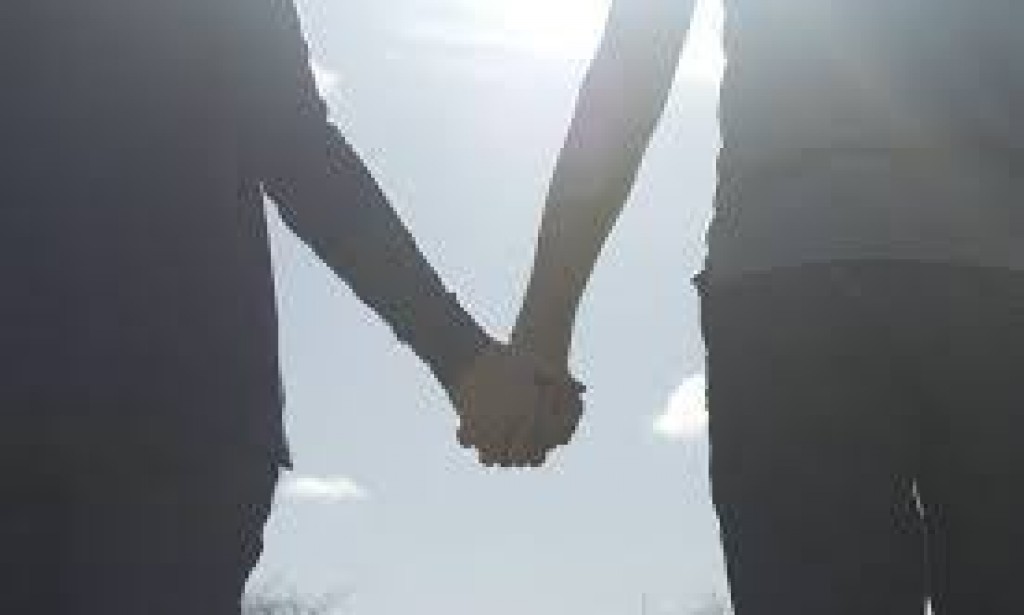 تفسير حلم شخص يسحبني من يدي للمطلقه