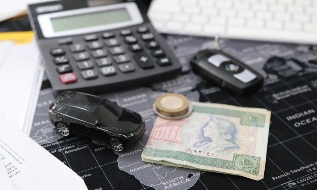 ?Safety features and how to get less car insurance