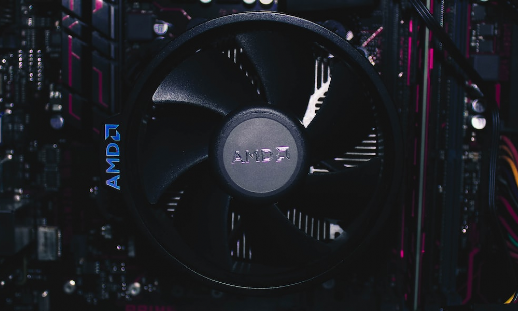 AMD Board Partners Hold Off On Releasing Their Radeon RX  GPUs