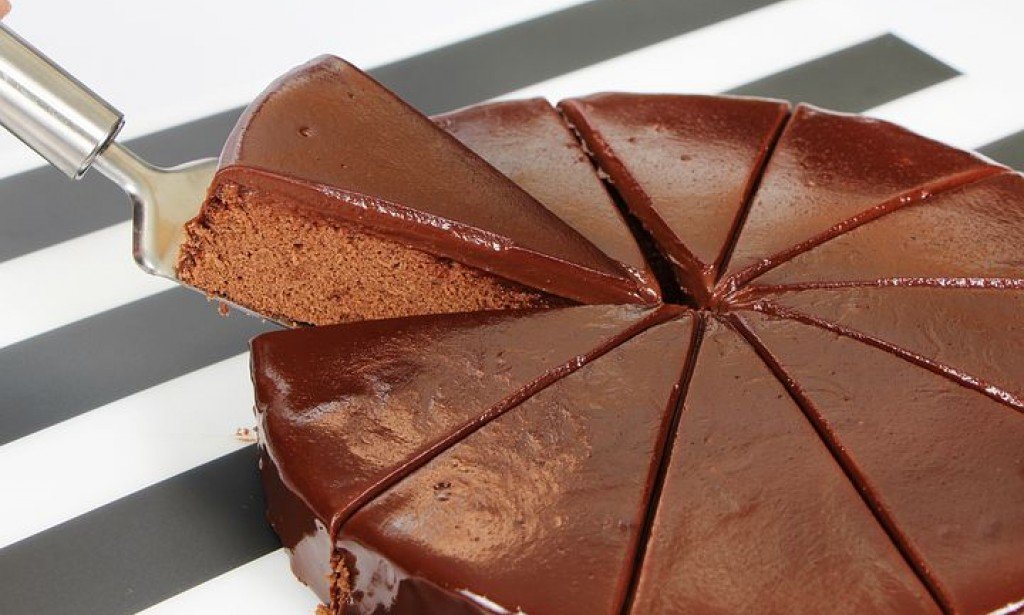 طريقة عمل كيكة الشيكولاتة فى الخلاط