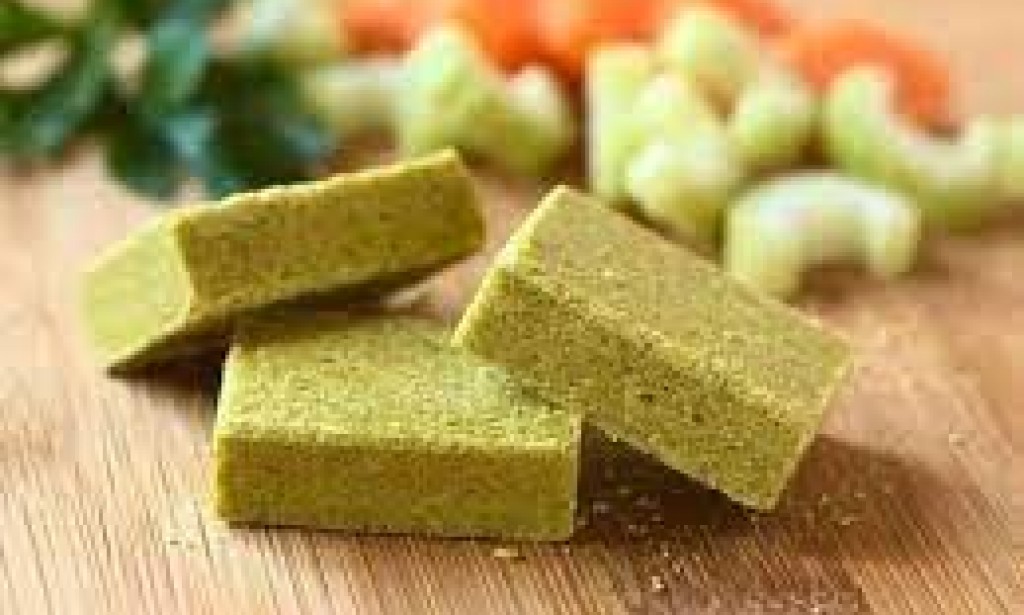 مرقة الدجاج ومرقة اللحمة البودر في البيت