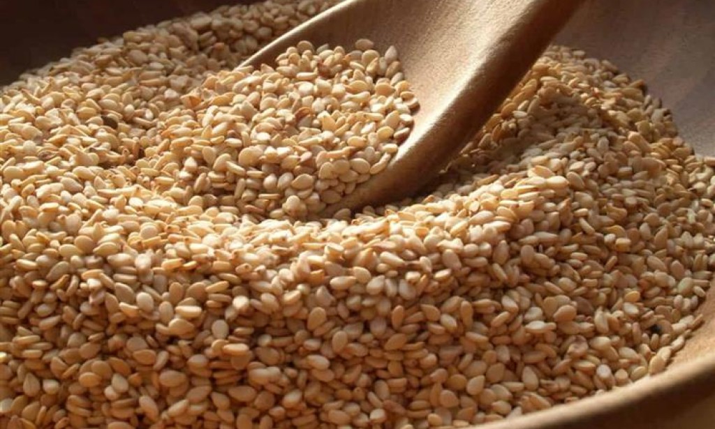 فوائد السمسم: بذور صغيرة الحجم كبيرة الفوائد