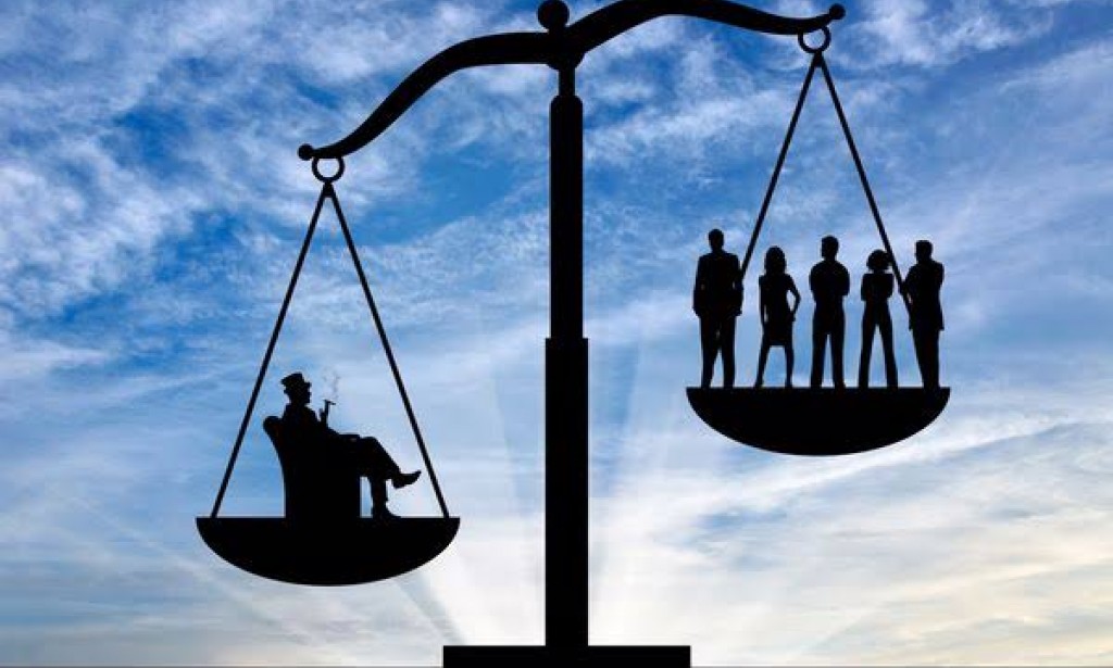 هل يوجد فرق بين العدل والمساواة