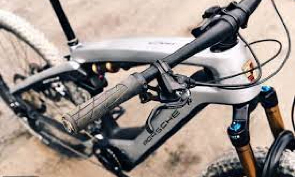 بورش تطلق دراجتها eBikes الجديدة