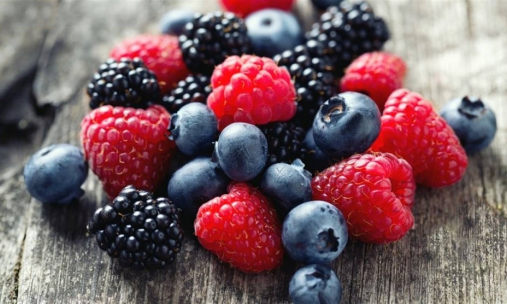 تحسين الذاكرة ومكافحة الشيخوخة -تناولوا هذه الفاكهة.