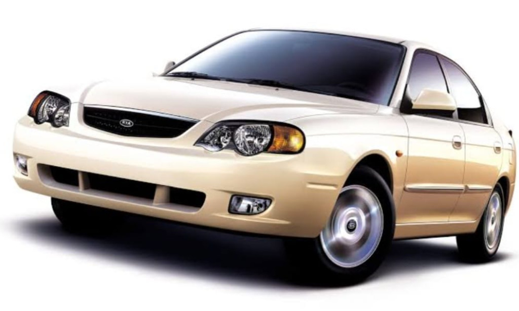 مميزات وعيوب سيارة كيا شوما