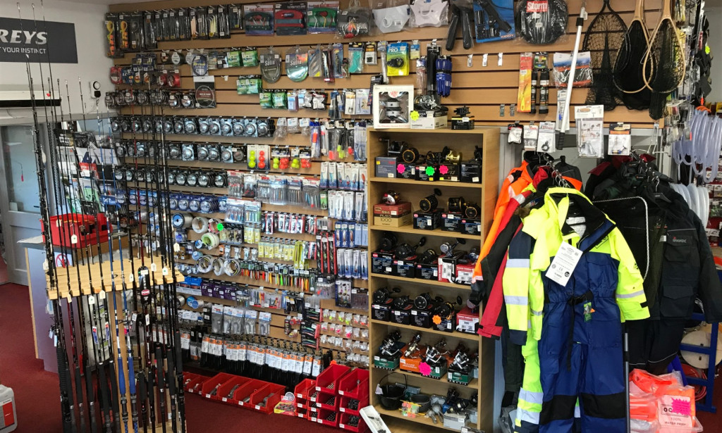 دليل عناوين وأرقام محلات ادوات صيد السمك في القاهرة والجيزة